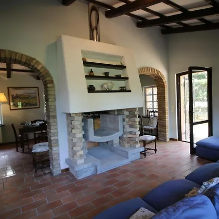 Manetta Villa